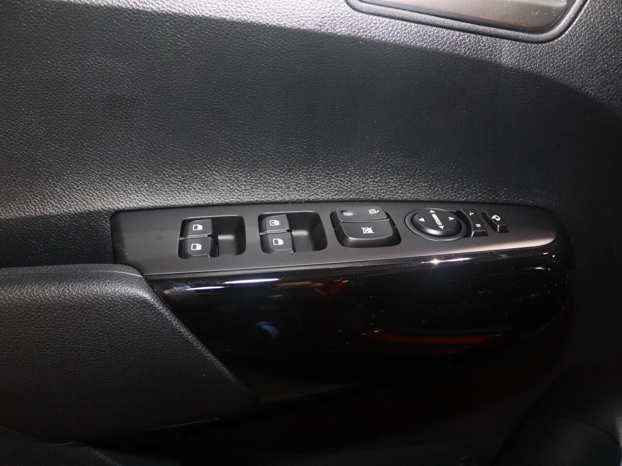 KIA PICANTO 1.0 DPI DynamicPlusLine | Parkeersensoren Achter | Navigatiesysteem | LED Koplampen | Cruise control | Achteruitrijcamera |