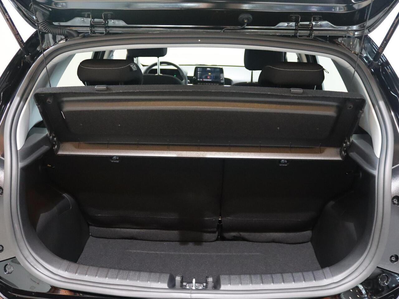 KIA PICANTO 1.0 DPI DynamicLine | Airconditioning | Full map navigatie | Achteruitrijcamera | Cruise control |