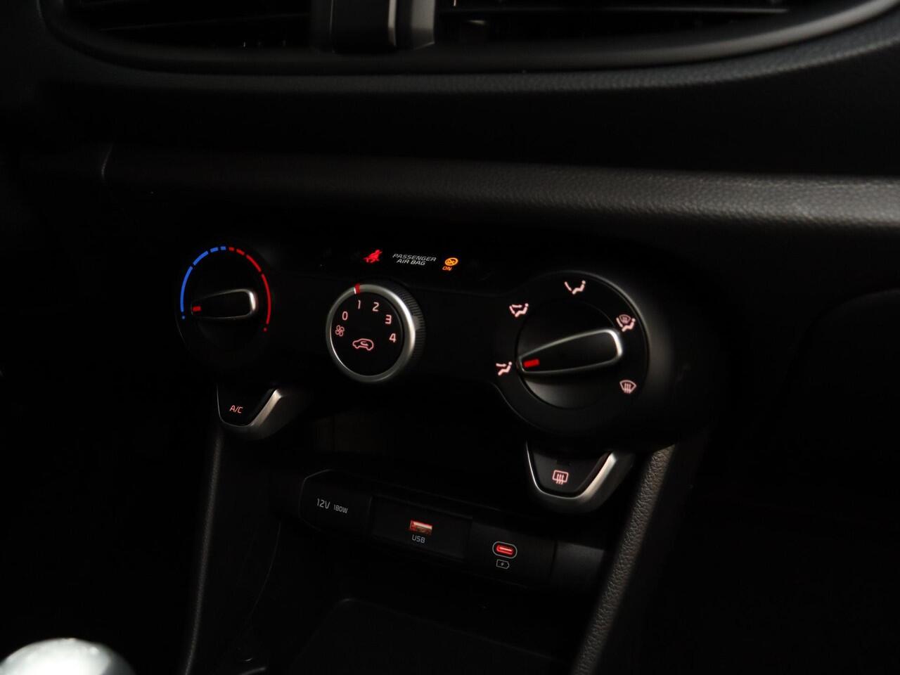 KIA PICANTO 1.0 DPI DynamicPlusLine | 4-zits | Parkeersensoren Achter | Navigatiesysteem | LED Koplampen | Cruise control | Achteruitrijcamera |