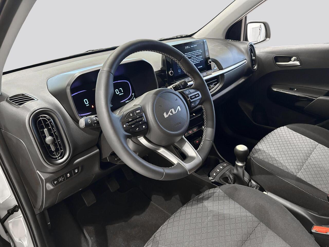 KIA PICANTO 1.0 DPI ExecutiveLine | 4-zits | Stoelverwarming | Achteruitrijcamera | LED Koplampen | Navigatie | Stuurwiel verwarmd |