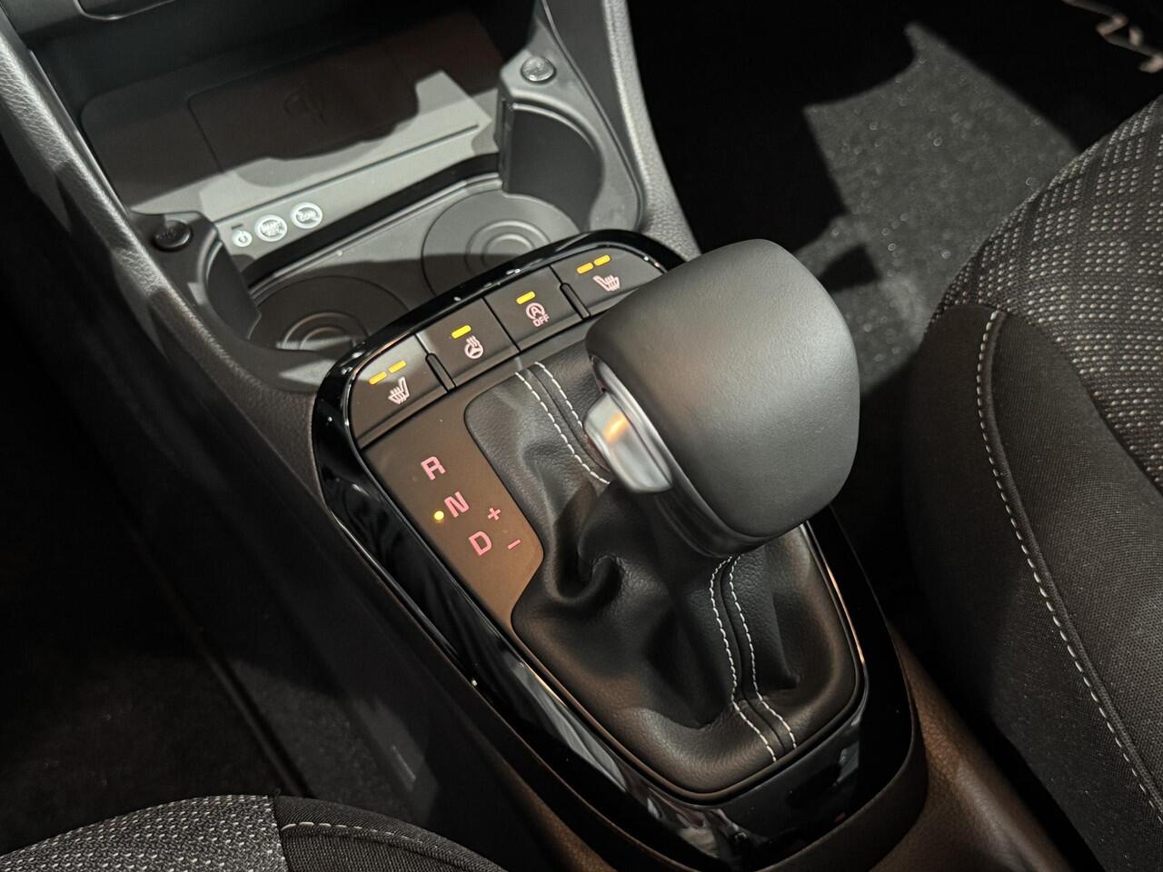 KIA PICANTO 1.0 DPI ExecutiveLine AMT | Stoelverwarming | Achteruitrijcamera | LED Koplampen | Navigatie | Stuurwiel verwarmd |