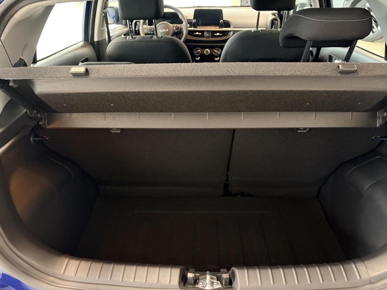 KIA PICANTO 1.0 GDi DynamicLine rijklaar vanaf ¤20.895,-- | Navigatie | Achteruitrijcamera | Direct leverbaar! Exclusief Metallic Lak