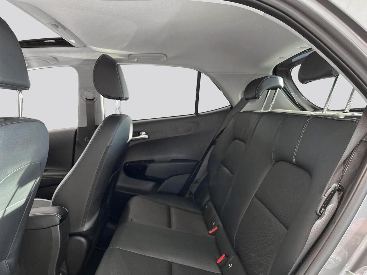 KIA PICANTO 1.0 GDi GT-Line AMT | Panoramaschuifdak | Stoelverwarming | Achteruitrijcamera | Dodehoekassistentie | LED-koplampen | Climate control |