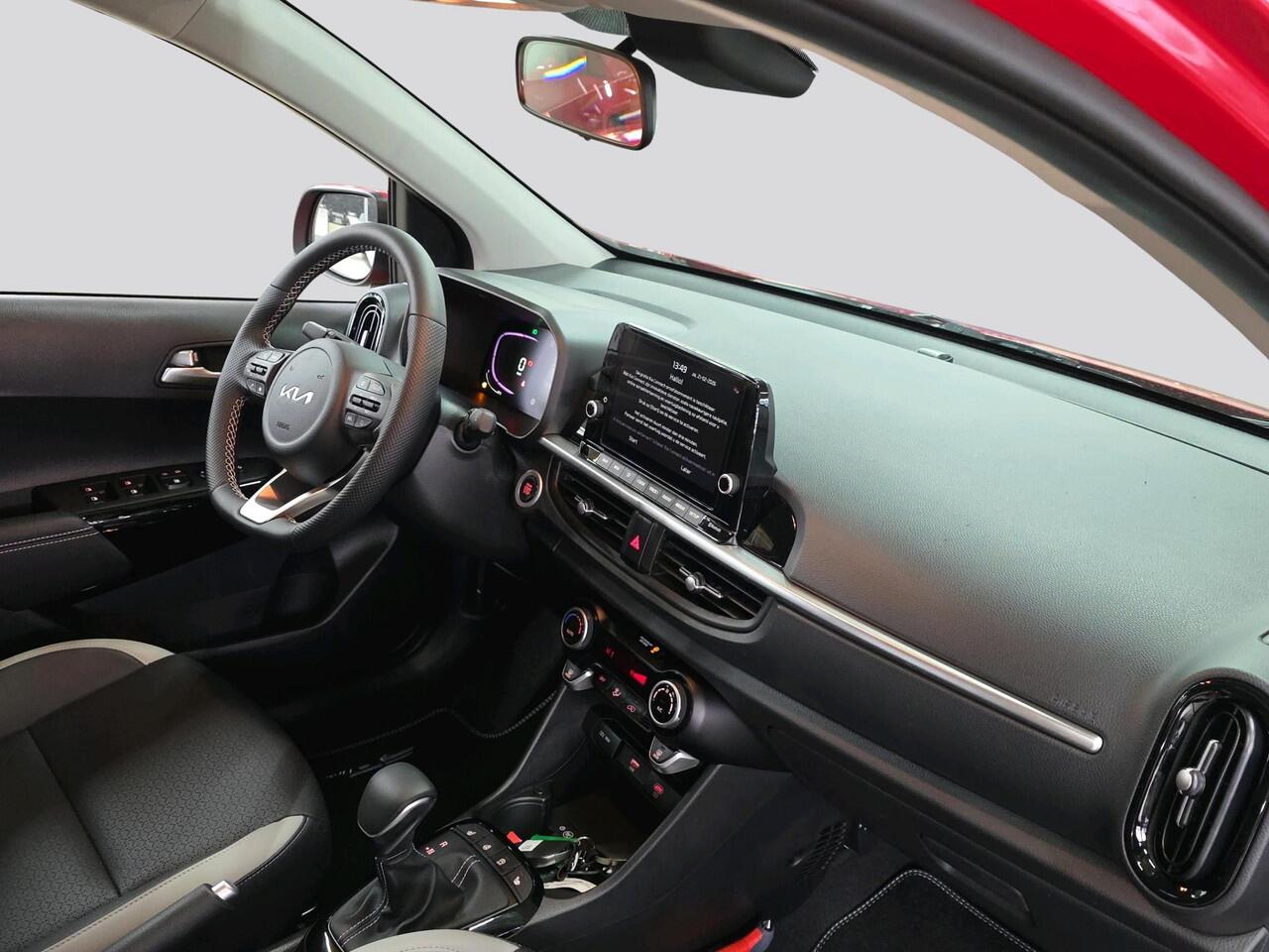 KIA PICANTO 1.0 GDi GT-Line AMT | Panoramaschuifdak | Stoelverwarming | Achteruitrijcamera | Dodehoekassistentie | LED-koplampen | Climate control |