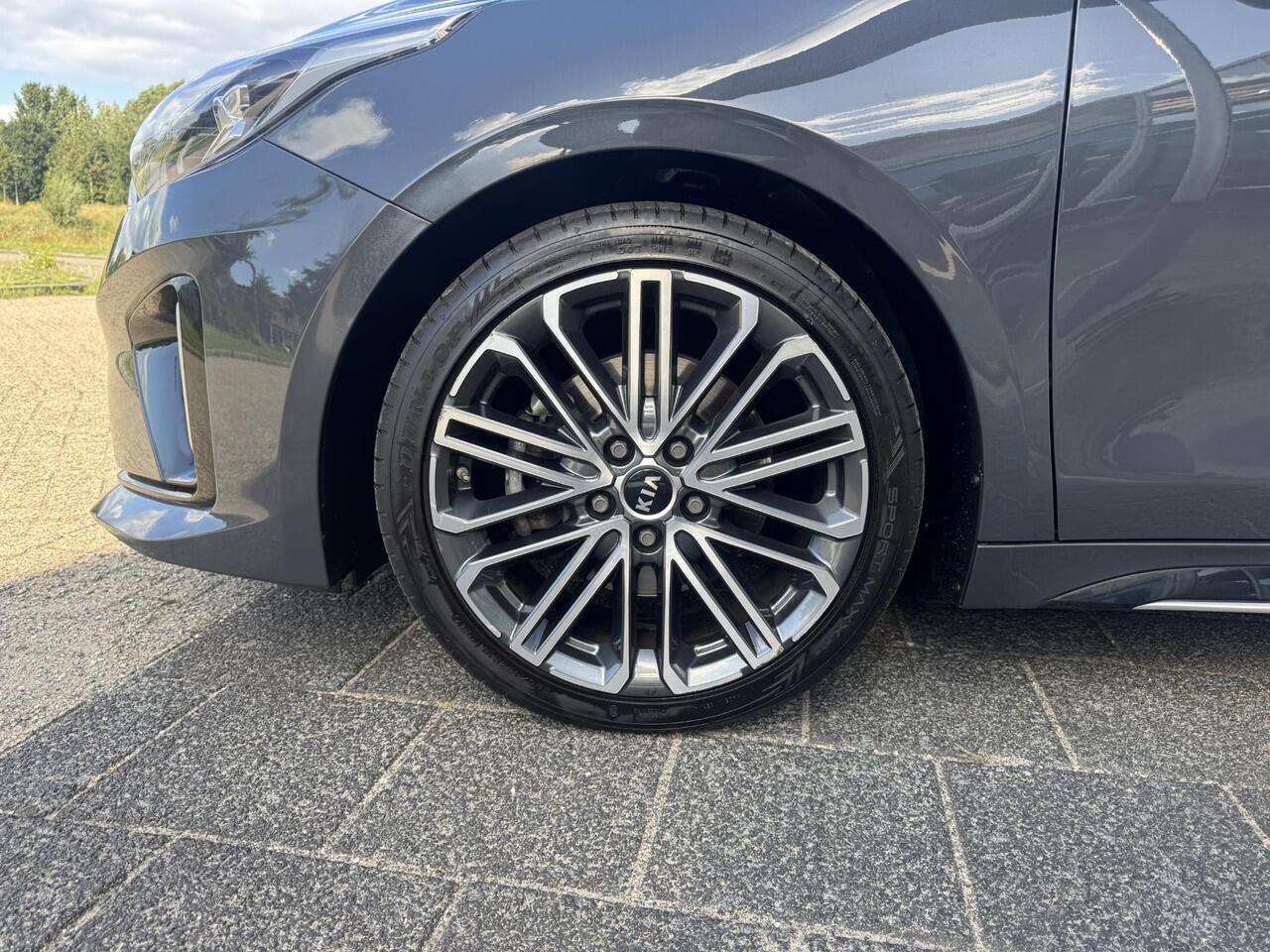 KIA PRO CEE D ProCeed 1.4 T-GDI GT-PlusLine | Dealeronderhouden | Schuif/Kanteldak | Dodehoekassistent | JBL | Elektrische Stoelen met Memory | Enz...