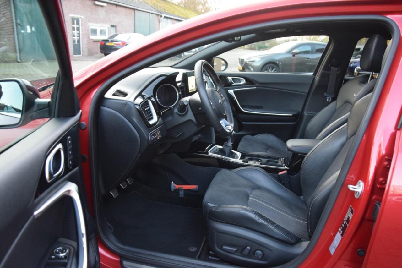 KIA PRO CEE D 1.4 T-GDI 140PK GT-PlusLine CAMERA/JBL/ELEC. ACHTERKLEP