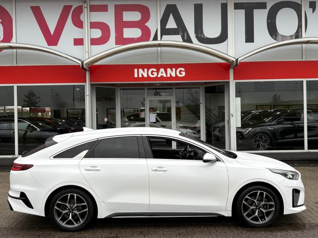 KIA PRO CEE D 1.4 T-GDI AUT. 140PK GT-LINE LED NAVI CAMERA CARPLAY AIRCO LMV PDC