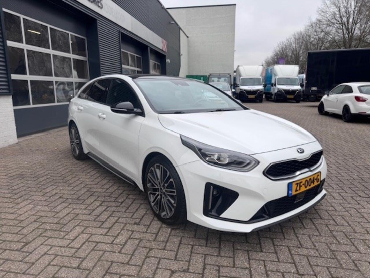 KIA PRO CEE D ProCeed 1.4T GDI DTC7 140PK GT-PlusLine Automaat - Navigatie - Pano