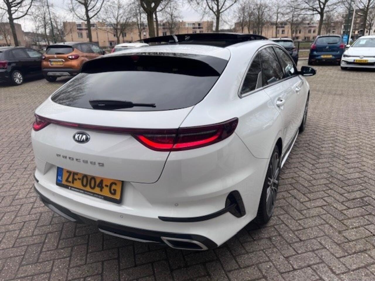 KIA PRO CEE D ProCeed 1.4T GDI DTC7 140PK GT-PlusLine Automaat - Navigatie - Pano
