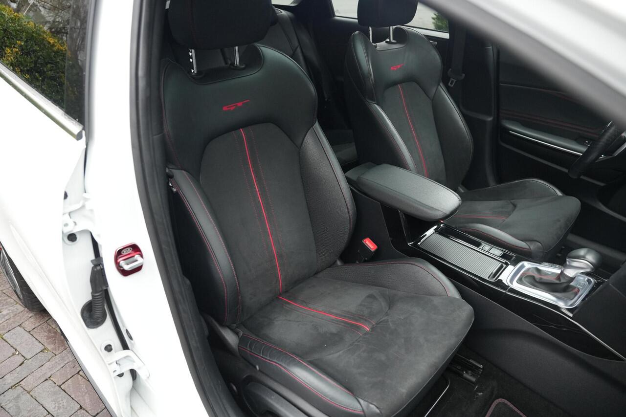 KIA PRO CEE D ProCeed 1.6 T-GDi GT Panoramadak Cruise Lane Assist JBL Audio Leer/Alcantara 4x Stoelverw.