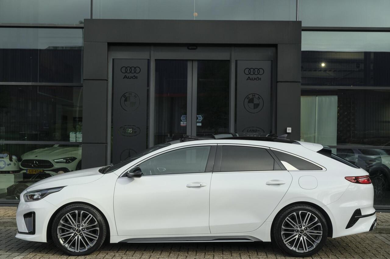 KIA PRO CEE D ProCeed 1.4 T-GDI 140pk DCT7 GT-PlusLine Panoramadak Stoelverwarming voor+achter Stuurwielverwarming Navigatie Camera Elektrische klep