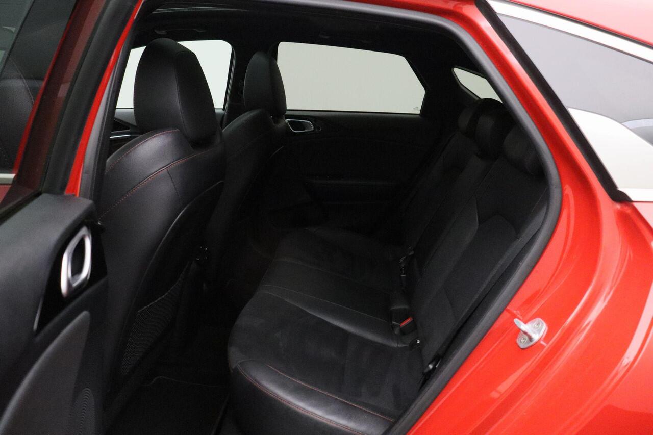 KIA PRO CEE D ProCeed 1.6 T-GDI GT 2020 | Goed Onderhouden | Panoramadak | Carplay | Cruise Control | JBL Audio | Memory Seat | Volledige Stoelverwarming | Navigatie | 2 Sleutels