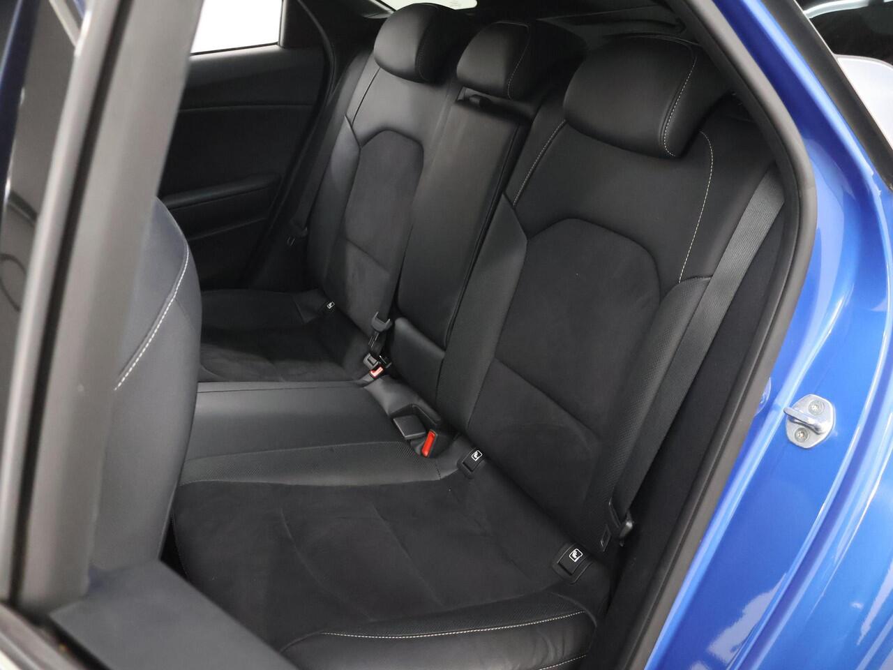 KIA PRO CEE D ProCeed 1.4 T-GDI GT-Line | Panoramadak | Navigatie | Parkeercamera | Climate Control | Apple/Android Carplay | Cruise Control Adaptief |