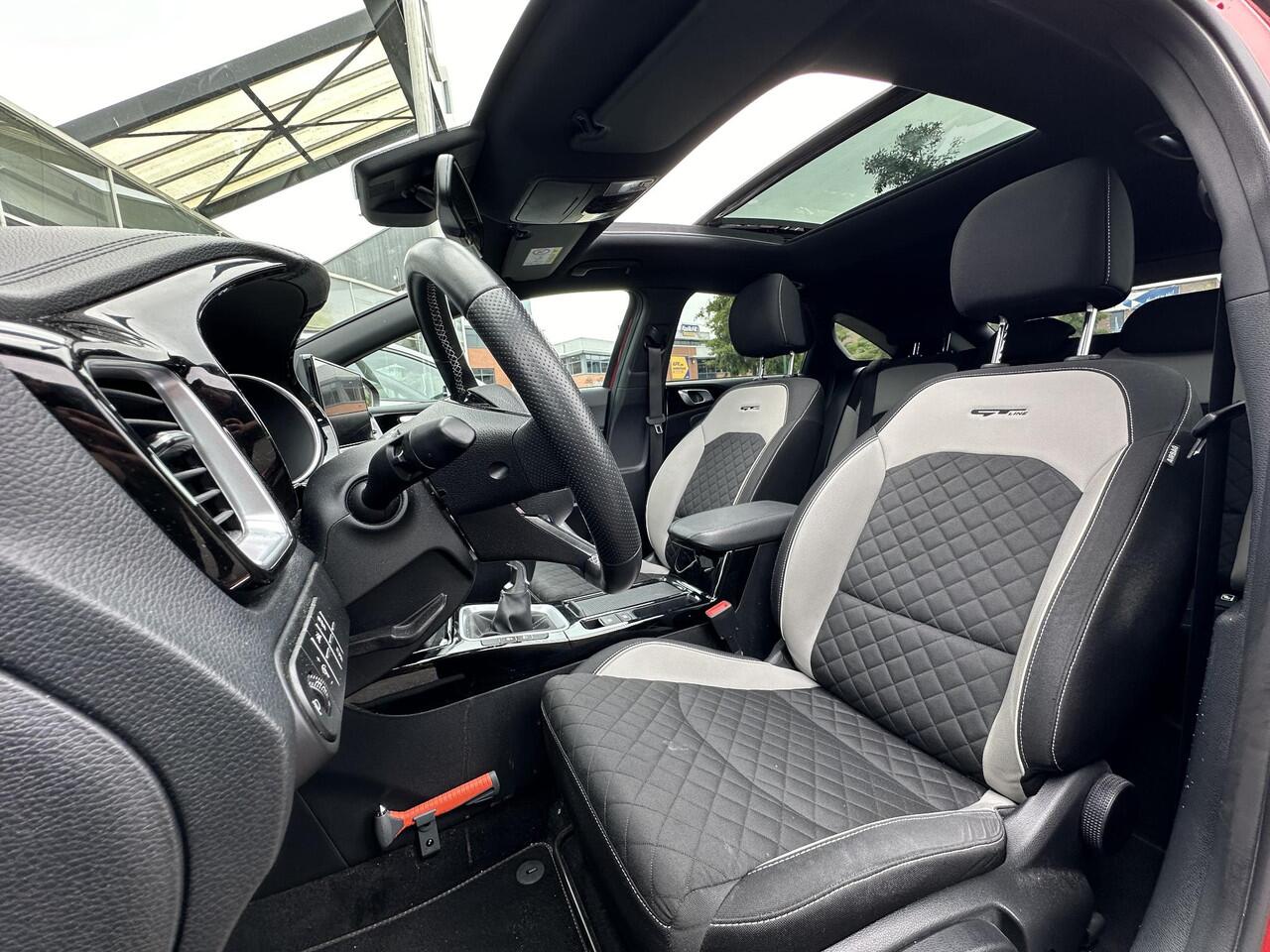 KIA PRO CEE D ProCeed 1.0 T-GDI GT-Line Edition | Groot Panoramadak | 1e Eigenaar | Dealer Onderhouden | Full map navigatie | Apple Carplay/Android Auto | Sportief GT-Line interieur | Airco | Achteruitrij camera | Parkeersensoren achter |