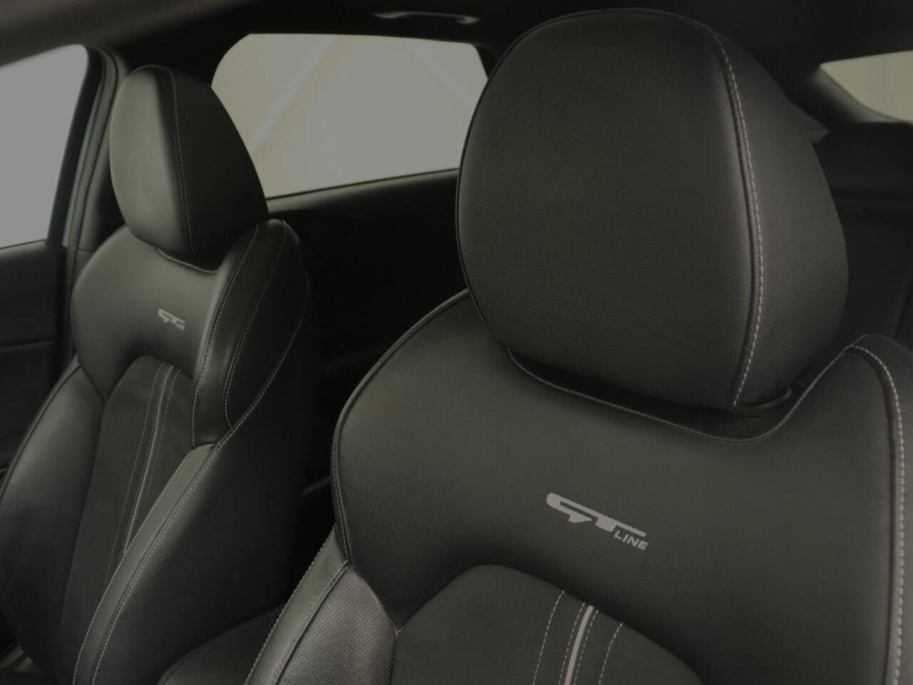 KIA PRO CEE D ProCeed 1.5 T-GDI GT-Line | Panoramadak | Trekhaak | Stoel & stuurverwarming | Leder/Alcantara | Adaptive cruise | Carplay | Navigatie | Camera | Keyless | Digital Cockpit