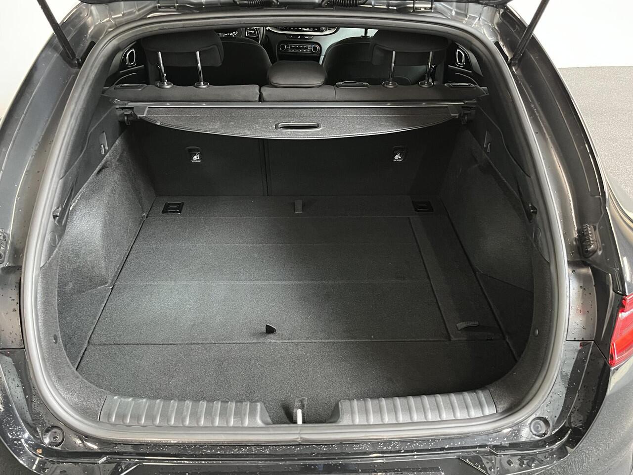 KIA PRO CEE D ProCeed 1.5 T-GDi MHEV GT-Line Edition Climate control Cruise control adaptive Achteruitrijd camera Parkeersensoren achter Stuur verwarming Voorstoelen verwarmd Navigatie Apple Carplay/ Android Auto