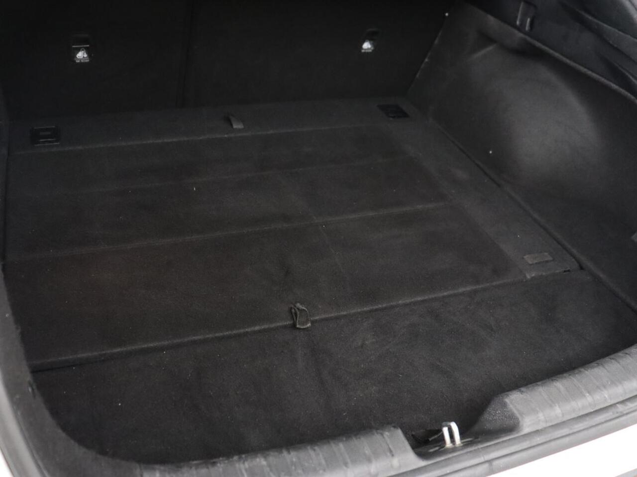 KIA PRO CEE D ProCeed 1.5 T-GDI GT-Line | Panoramadak | Stoel & stuurverwarming | Adaptive cruise | Leder/Alcantara | Camera | Sportstoelen | Navigatie | Full LED | Climate control | Keyless