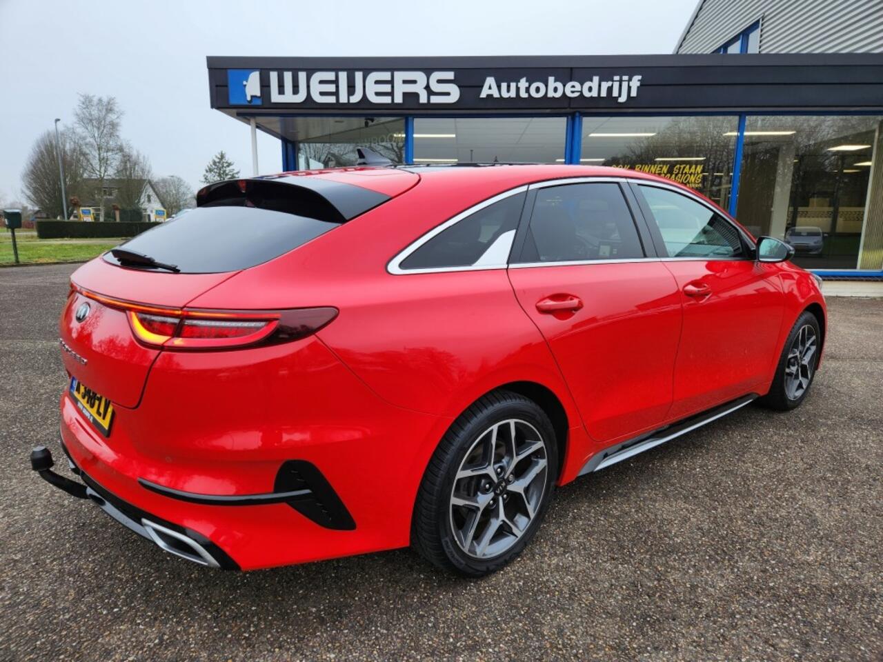 KIA PRO CEE D 1.4 T-GDI GT-Line, Panoramadak, Trekhaak, Navi, Digitaal Dash, Android/Apple