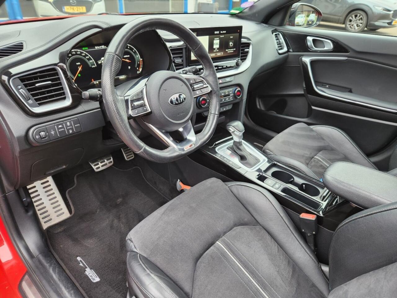 KIA PRO CEE D 1.4 T-GDI GT-Line, Panoramadak, Trekhaak, Navi, Digitaal Dash, Android/Apple