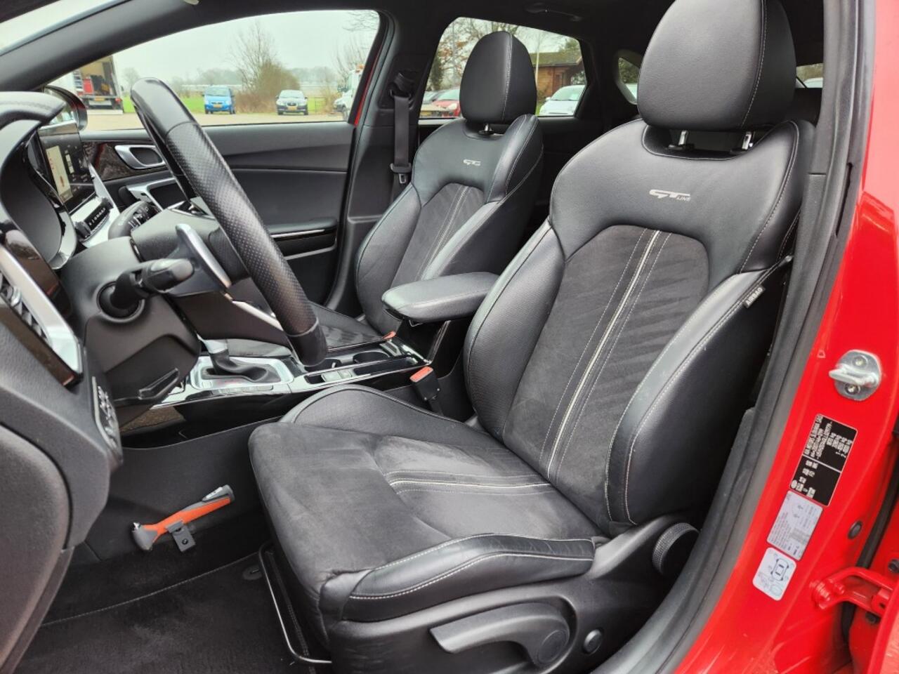 KIA PRO CEE D 1.4 T-GDI GT-Line, Panoramadak, Trekhaak, Navi, Digitaal Dash, Android/Apple