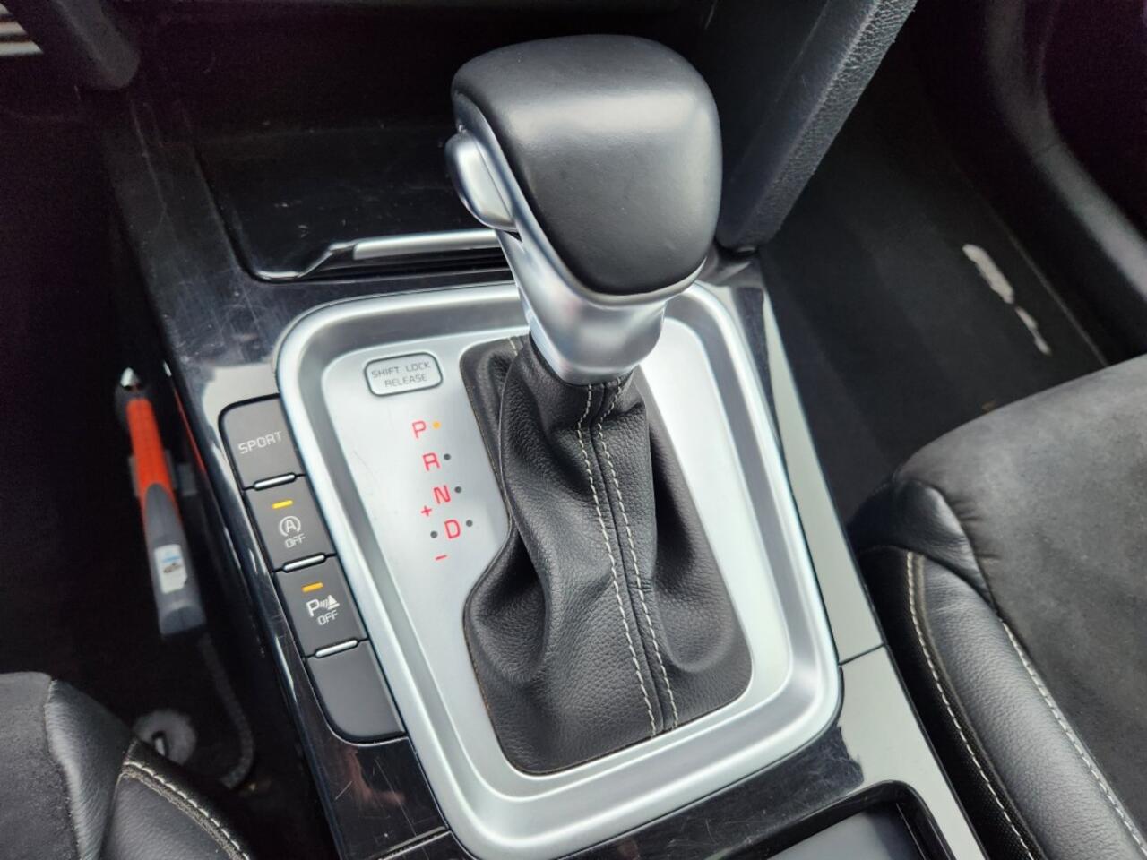 KIA PRO CEE D 1.4 T-GDI GT-Line, Panoramadak, Trekhaak, Navi, Digitaal Dash, Android/Apple