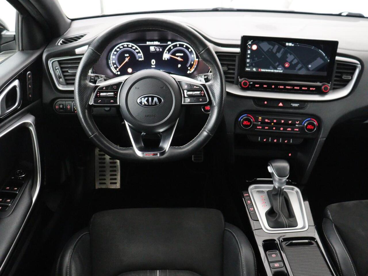KIA PRO CEE D ProCeed 1.5 T-GDI GT-PlusLine | Panoramadak | Leder/Alcantara | Adaptive cruise | Stoelverwarming | Carplay | Full LED | Navigatie | Stuurverwarming | JBL Sound