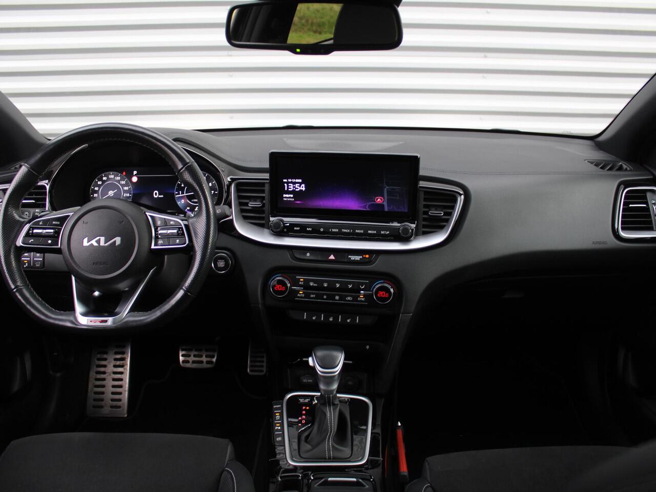 KIA PRO CEE D ProCeed 1.5 T-GDi GT-PlusLine | Trekhaak | BTW Auto | Schuif/kanteldak | Stuur-/stoelverwarming | Sportstoelen | Navi | Camera | Adap. Cruise |