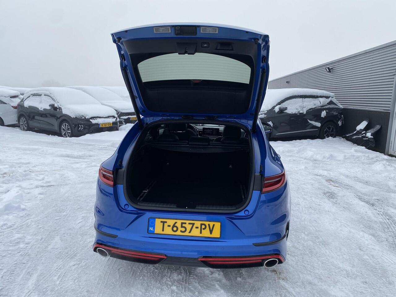 KIA PRO CEE D ProCeed 1.6 T-GDi GT Schuif-/kanteldak, Trekhaak, stoel- & stuurverwarming, navigatie, Apple CarPlay/Android Auto, keyless, seat memory, lage KM stand! Boekjes compleet