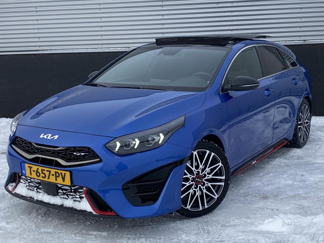 KIA PRO CEE D ProCeed 1.6 T-GDi GT Schuif-/kanteldak, Trekhaak, stoel- & stuurverwarming, navigatie, Apple CarPlay/Android Auto, keyless, seat memory, lage KM stand! Boekjes compleet