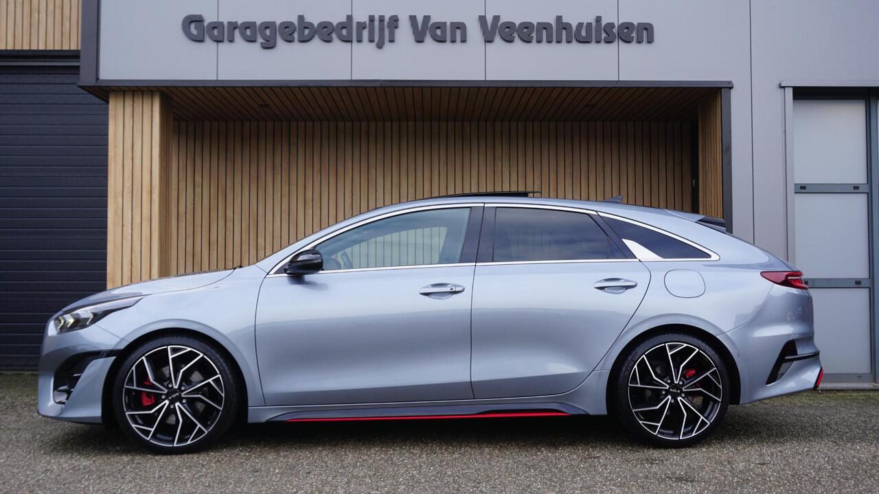 KIA PRO CEE D ProCeed 1.6 T-GDI 204pk GT *Facelift* Pano.Dak JBL Virtual Leder/Alcantara 19inch LM Stoel & Stuurverwarming 46968km!
