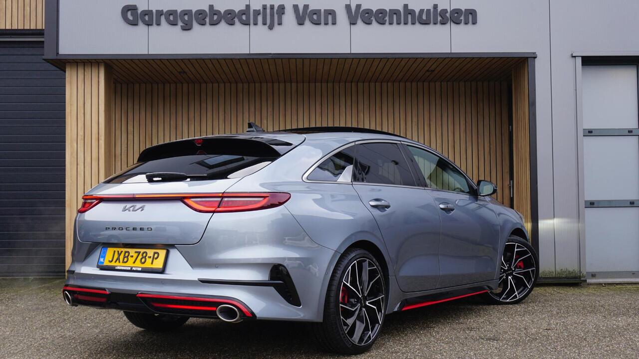 KIA PRO CEE D ProCeed 1.6 T-GDI 204pk GT *Facelift* Pano.Dak JBL Virtual Leder/Alcantara 19inch LM Stoel & Stuurverwarming 46968km!