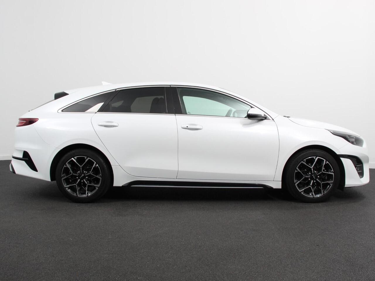 KIA PRO CEE D ProCeed 1.5 T-GDi Automaat HEV GT-Line | Climate control | Cruise control adaptive | Camera | Parkeersensoren achter | Stuur verwarming | Voorstoelen verwarmd | Navigatie | Apple Carplay/ Android Auto