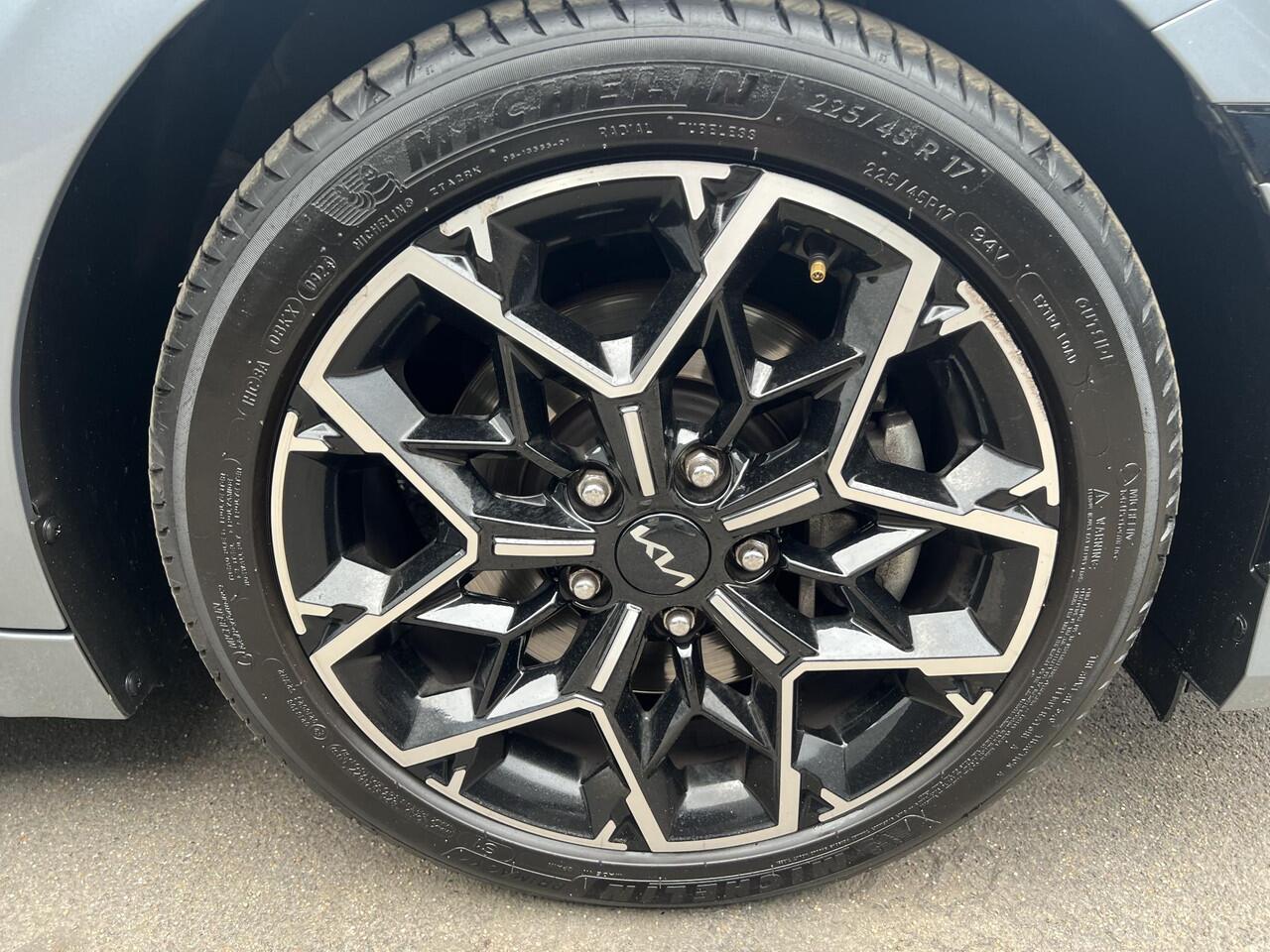 KIA PRO CEE D ProCeed 1.5 T-GDi GT-Line Automaat, Schuif/kanteldak, Stoelverwarming- & Stuurwiel verwarmd, Dodehoekdetectie, PDC, LED, BTW-auto, 1e eign.