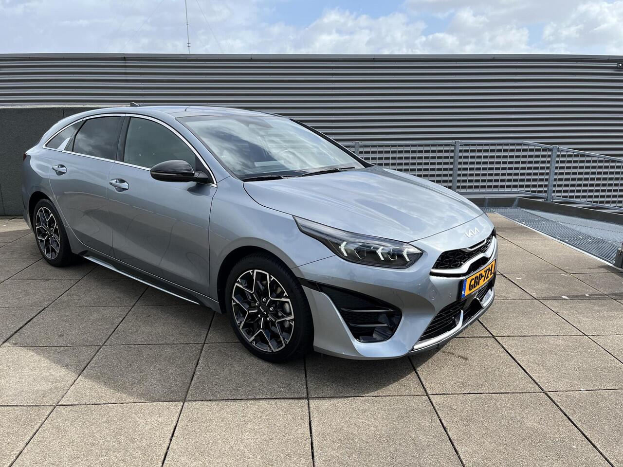KIA PRO CEE D ProCeed 1.5 T-GDi GT-Line Automaat LEDER/ALCANTARA / SCHUIFDAK / NAVI / ACHTERUITRIJCAMERA