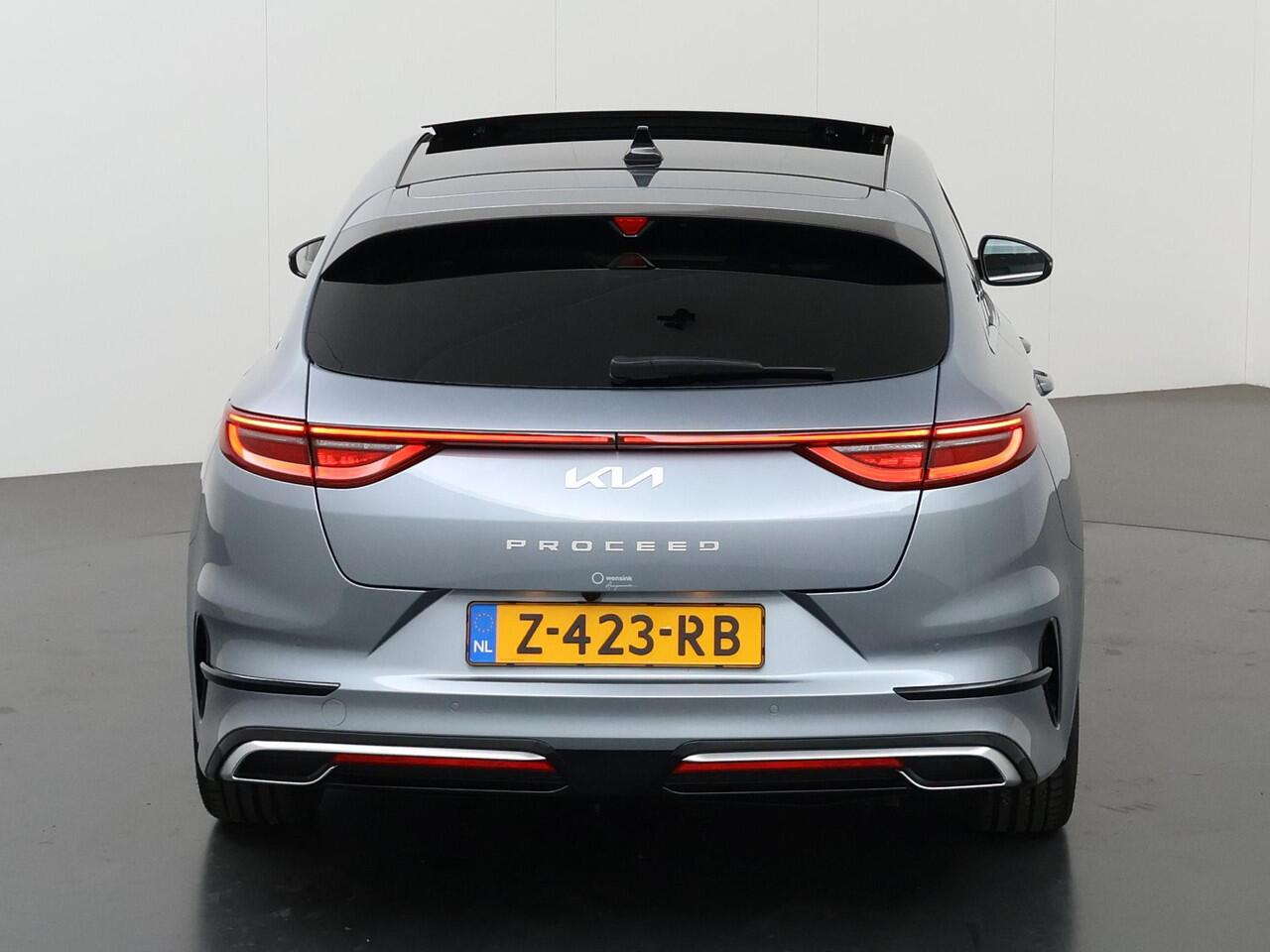 KIA PRO CEE D ProCeed PE 1.5 T-GDi DCT7 GT-PlusLine | Trekhaak | Panoramadak | JBL Audio | Elektrisch verstelb. bestuurdersstoel met geheugen | Stoel/Stuurwielverwarming