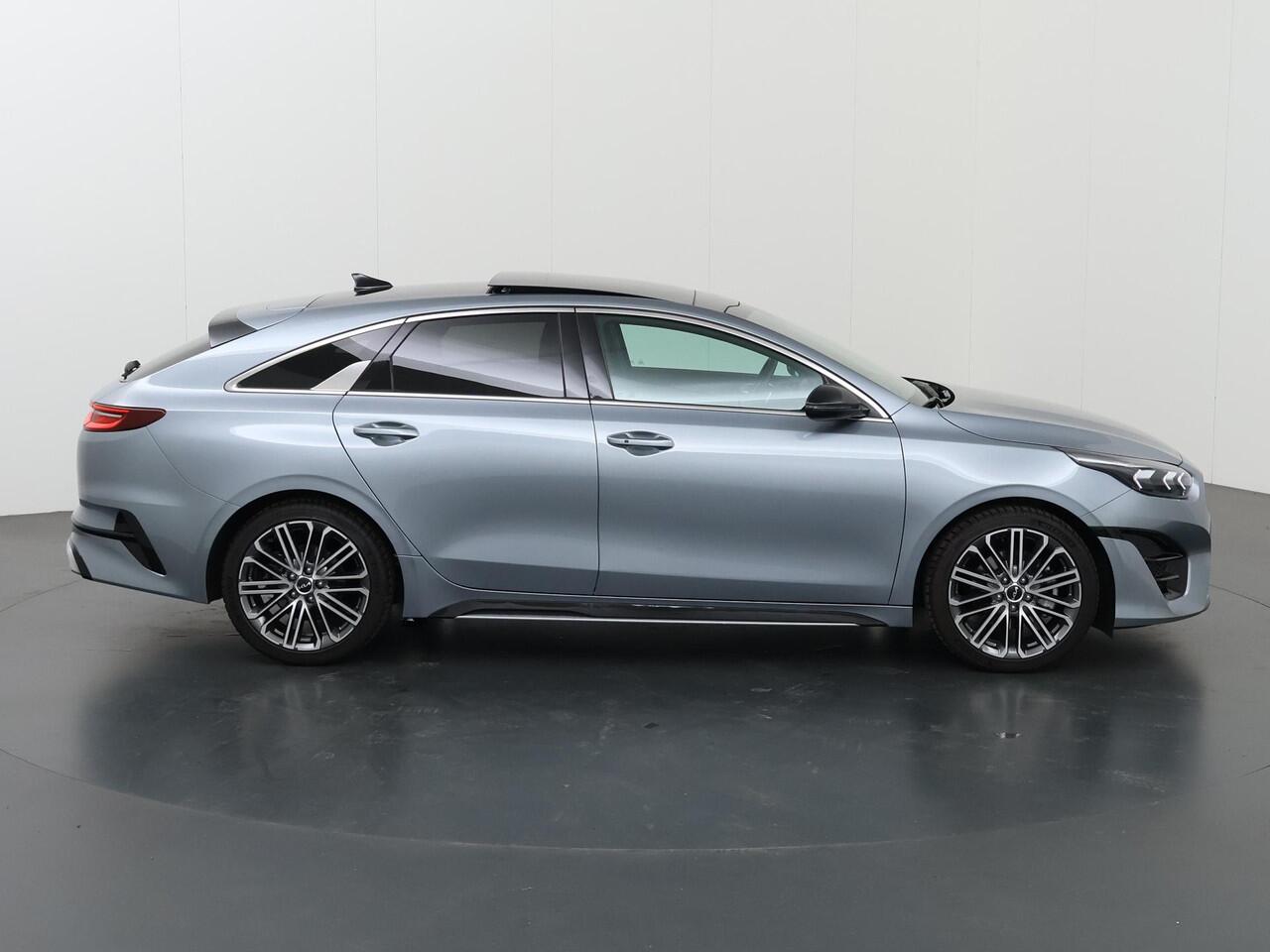 KIA PRO CEE D ProCeed PE 1.5 T-GDi DCT7 GT-PlusLine | Trekhaak | Panoramadak | JBL Audio | Elektrisch verstelb. bestuurdersstoel met geheugen | Stoel/Stuurwielverwarming