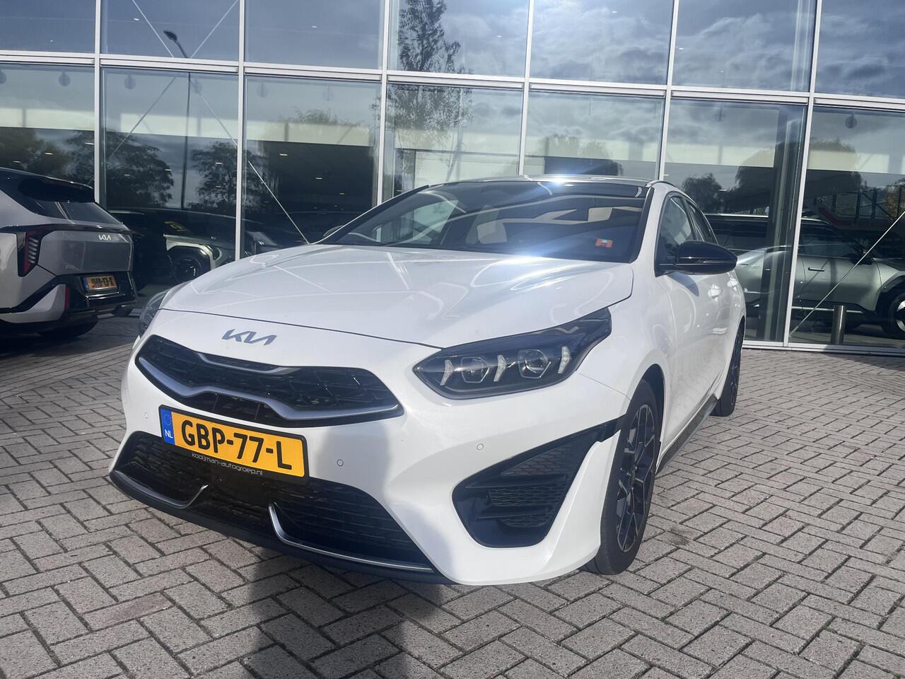 KIA PRO CEE D ProCeed 1.5 T-GDi GT-Line Schuifdak|Lmv|GT-Line bekleding|Navigatie|Camera|