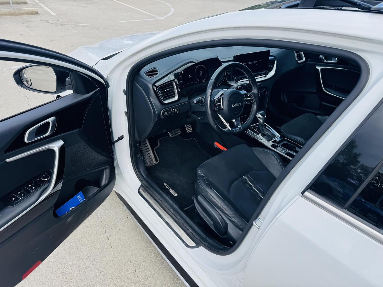 KIA PRO CEE D ProCeed 1.5 T-GDi GT-Line Automaat|Panoramadak|Stoelen & Stuurwiel verwarmd|Dodehoekdetectie|PDC|LED|BTW-auto|1e Eigenaar