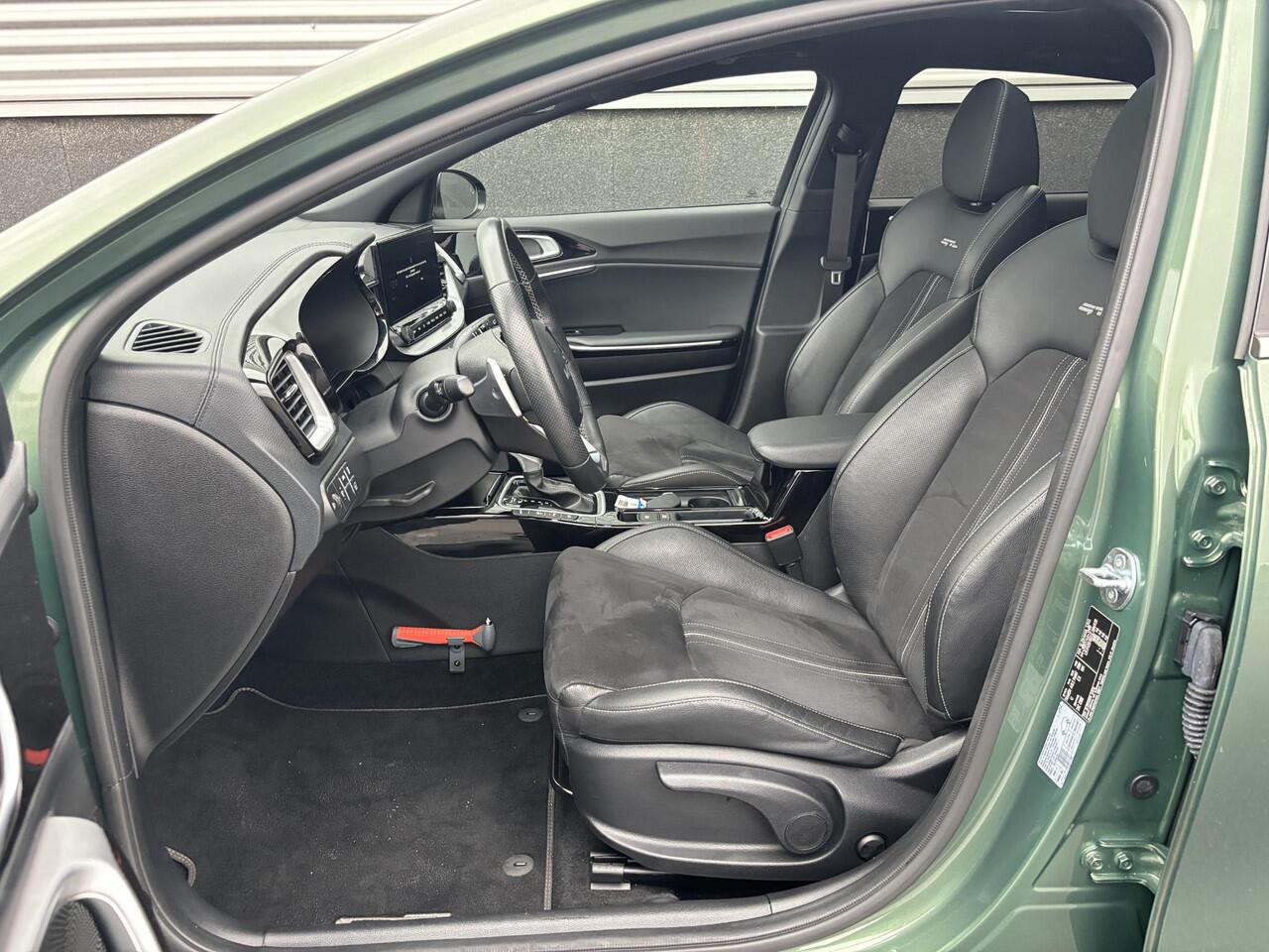 KIA PRO CEE D ProCeed 1.5 T-GDi GT-Line Schuif-/kanteldak, dodehoek detectie, stoel- & stuurverwarming, navigatie, Apple CarPlay/Android Auto, adaptieve cruise control, parkeersensoren, BTW-auto 1e eign.