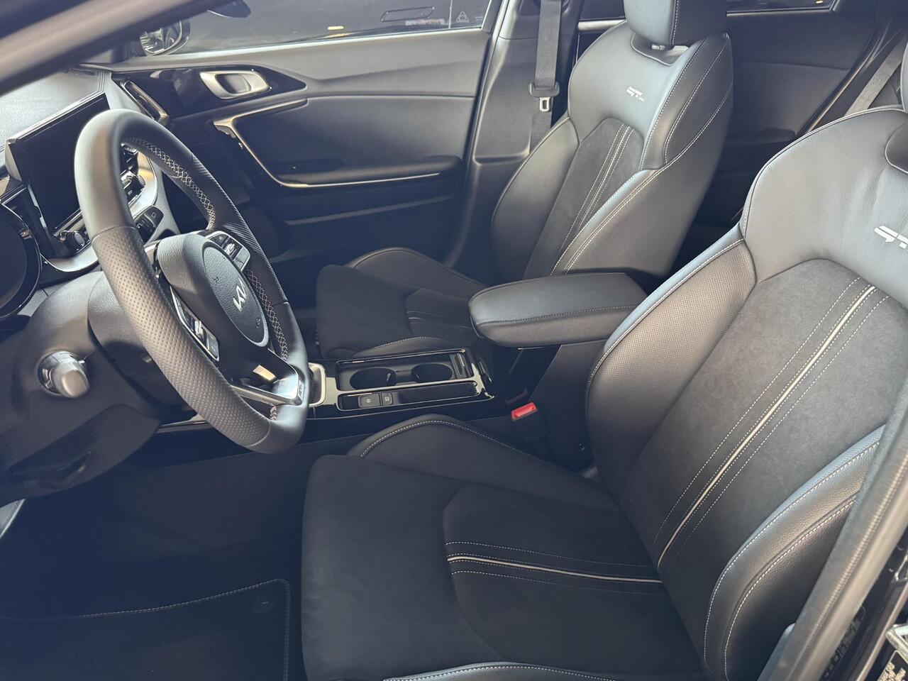 KIA PRO CEE D ProCeed 1.5 T-GDi GT-Line DIRECT RIJDEN!