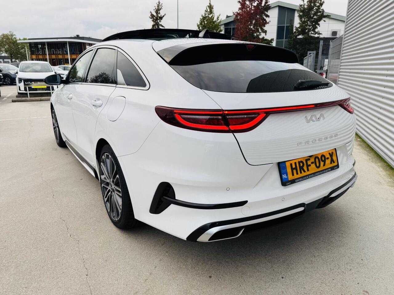 KIA PRO CEE D ProCeed 1.5 T-GDi GT-PlusLine Demoauto | KM-stand kan iets varieeren | Informeer altijd even of de auto aanwezig is.