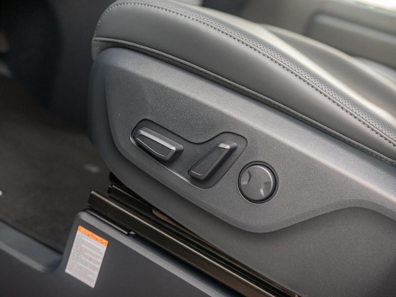 KIA PV5 Passenger Elite 71.2 kWh | Clima | Camera | Adapt. Cruise | BSM | Navi | PDC V&A | Stoel&Stuur Verwarming | Twee schuifdeuren | Priv. glass | 5-Zits