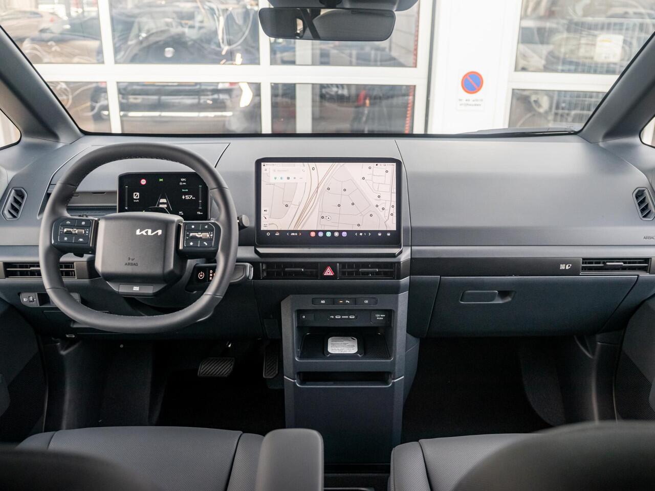 KIA PV5 Passenger Elite 71.2 kWh | Clima | Camera | Adapt. Cruise | BSM | Navi | PDC V&A | Stoel&Stuur Verwarming | Twee schuifdeuren | Priv. glass | 5-Zits