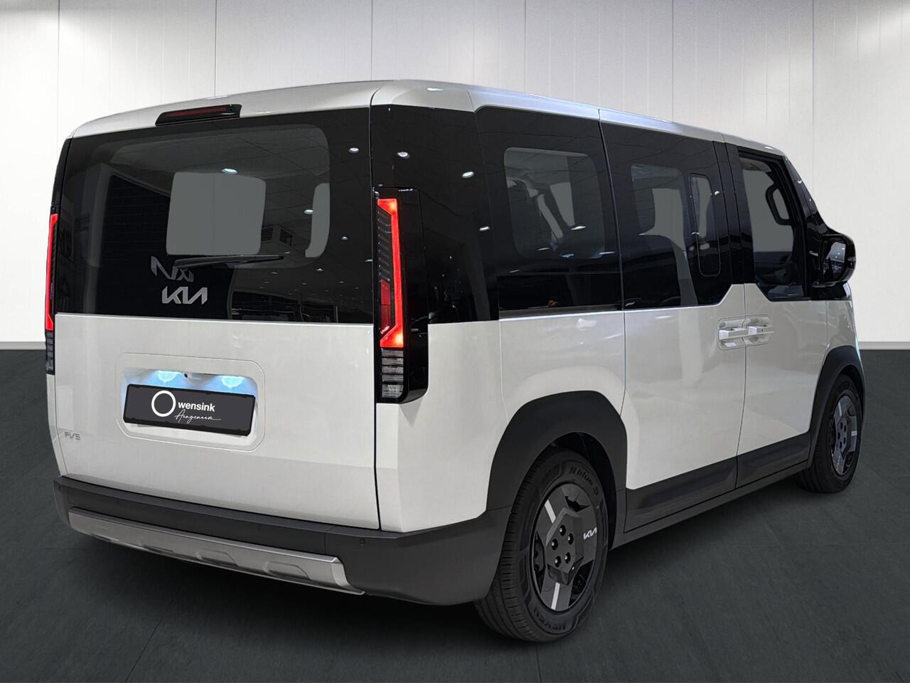 KIA PV5 Passenger Plus 71.2 kWh | LED koplampen | Camera | Stoelverwarming | Stuurwielverwarming | Adaptieve cruise control | Achteruitrijcamera |