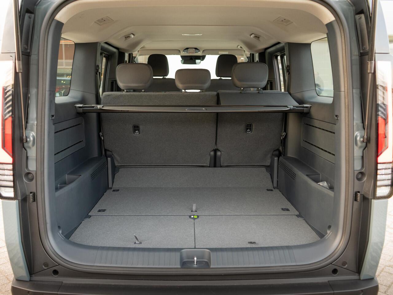 KIA PV5 Passenger Elite 71.2 kWh | Stoel en stuurverwarming | 360 graden camera |