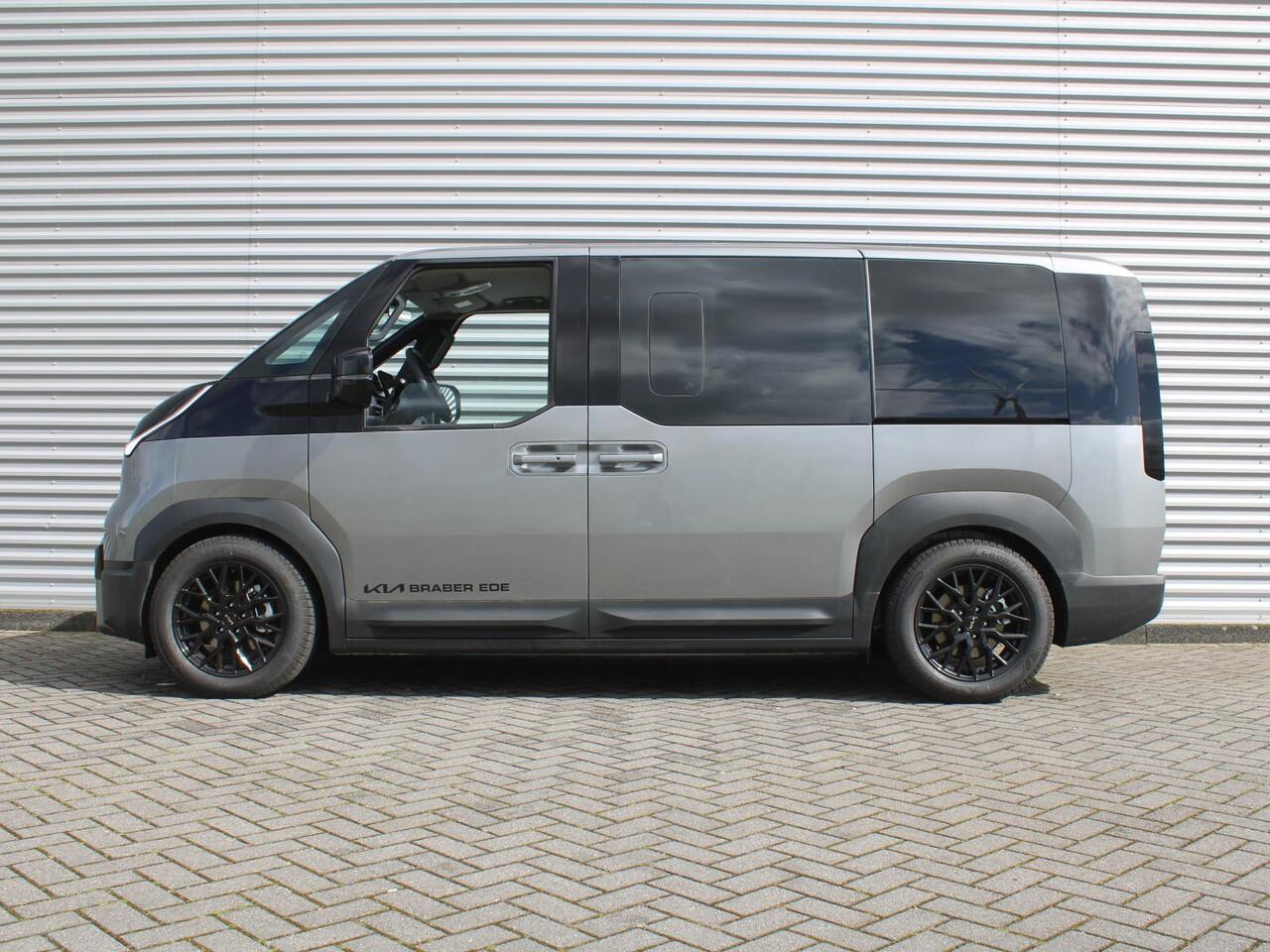 KIA PV5 Passenger Plus 71.2 kWh | Stuur-/stoelverwarming v+a | Camera | Cruise adapt. | Draadloze telefoonlader | PDC v+a | Clima | Navi | LED | 17" LM |