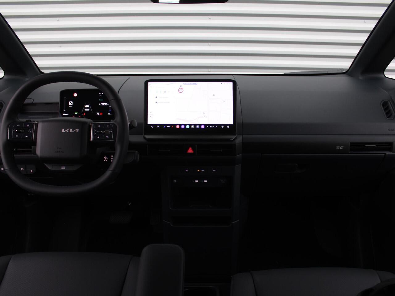 KIA PV5 Passenger Plus 71.2 kWh | Stuur-/stoelverwarming v+a | Camera | Cruise adapt. | Draadloze telefoonlader | PDC v+a | Clima | Navi | LED | 17" LM |