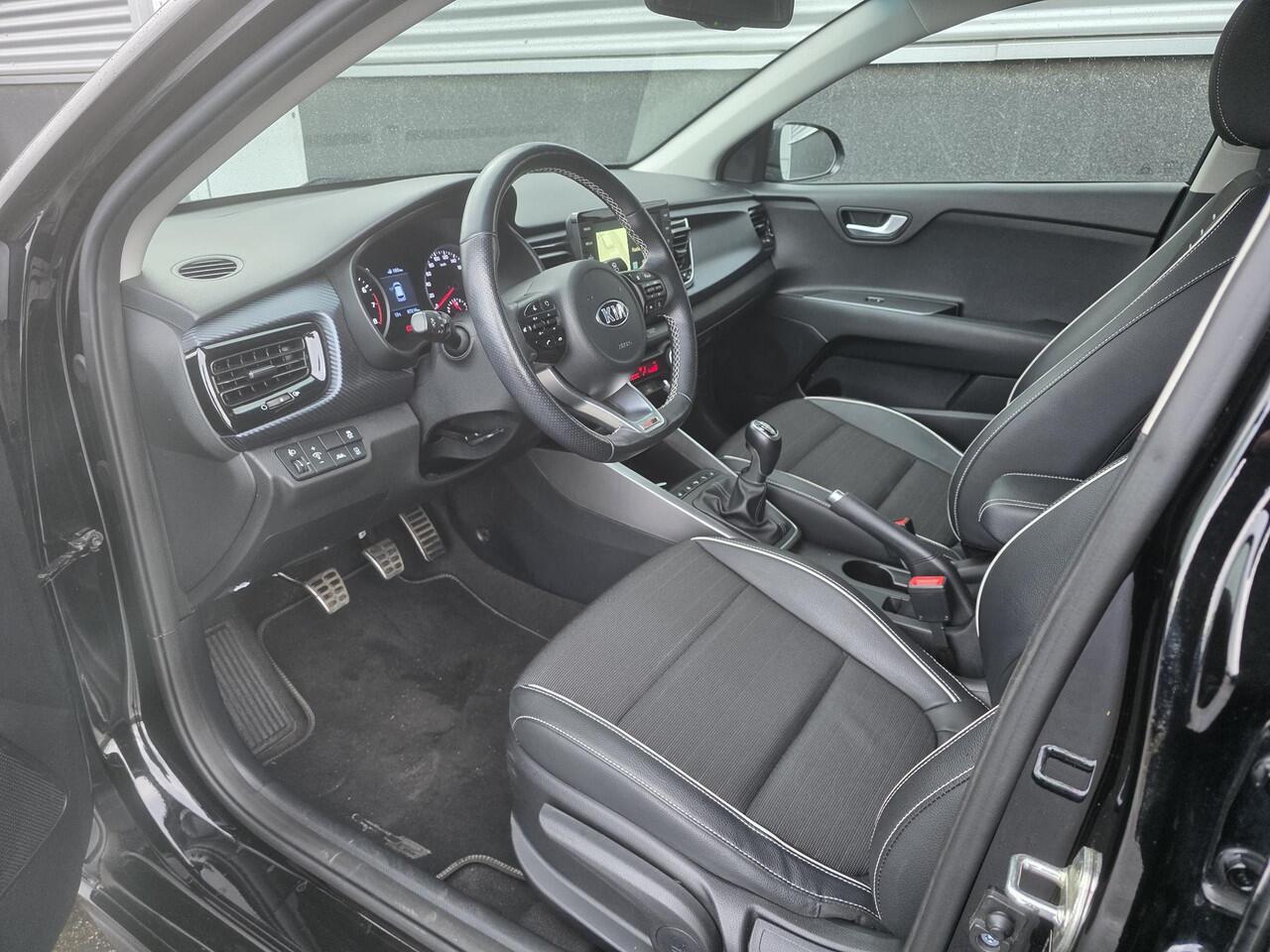 KIA RIO 1.0 TGDI GT-Line Stoel- & Stuurwiel verwarmd, Navigatie, Smart Key, Privacy glass, LMV,