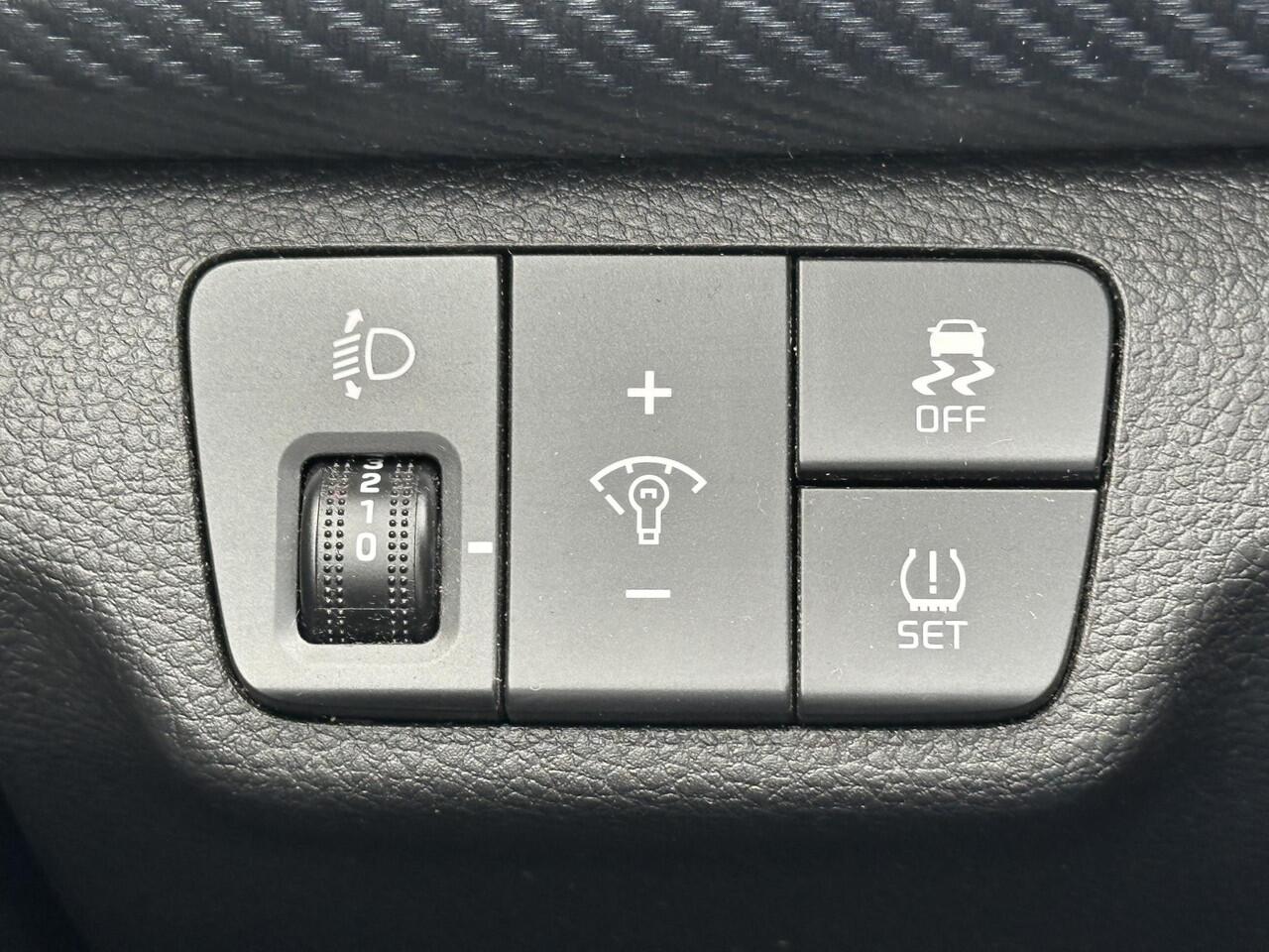 KIA RIO 1.0 TGDI GT-Line Edition | Trekhaak | Dealer onderhouden | Full map navigatie | All seasonbanden | Cruise control | Airconditioning |