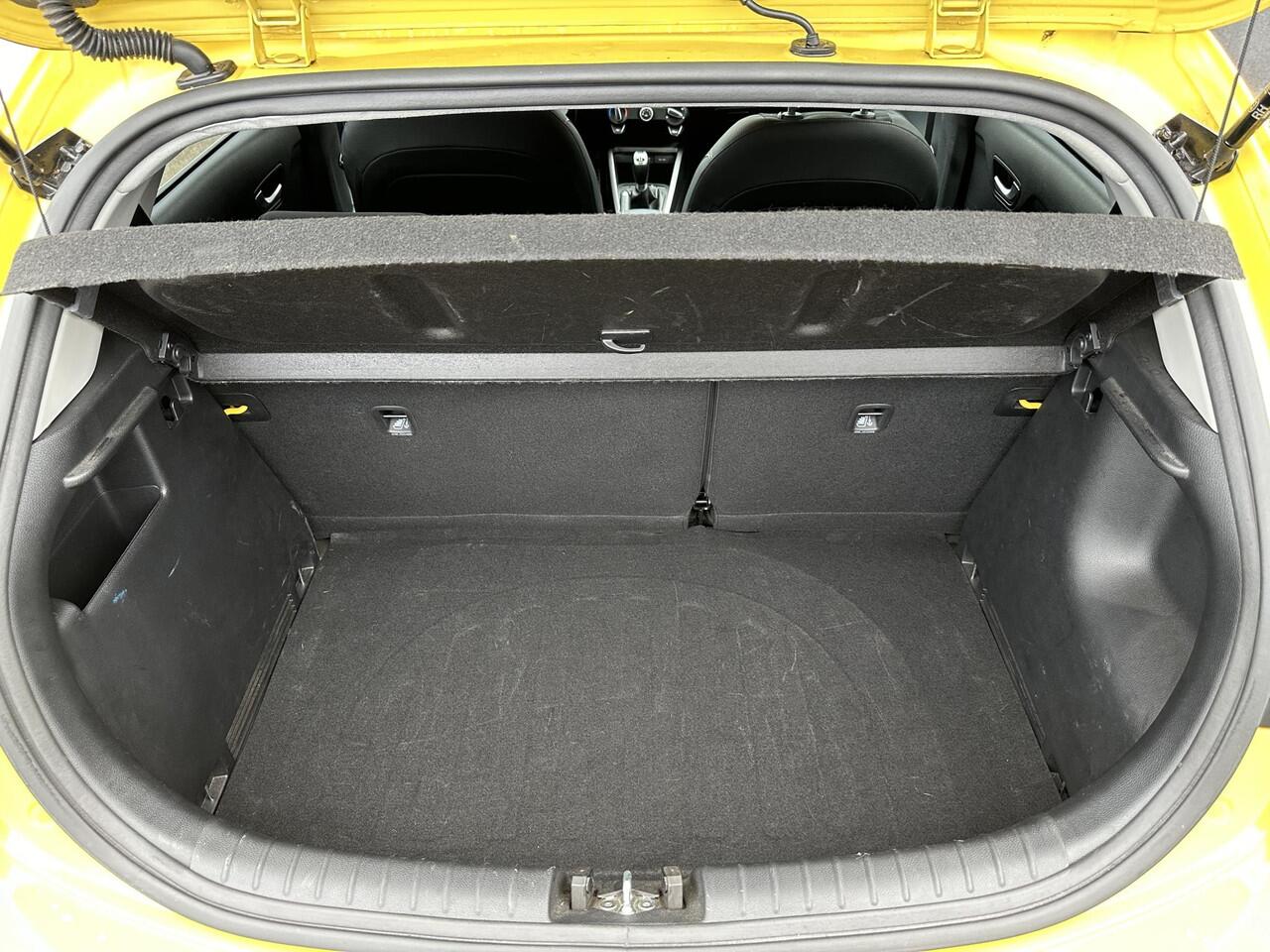 KIA RIO 1.0 TGDI GT-Line Edition | Trekhaak | Dealer onderhouden | Full map navigatie | All seasonbanden | Cruise control | Airconditioning |